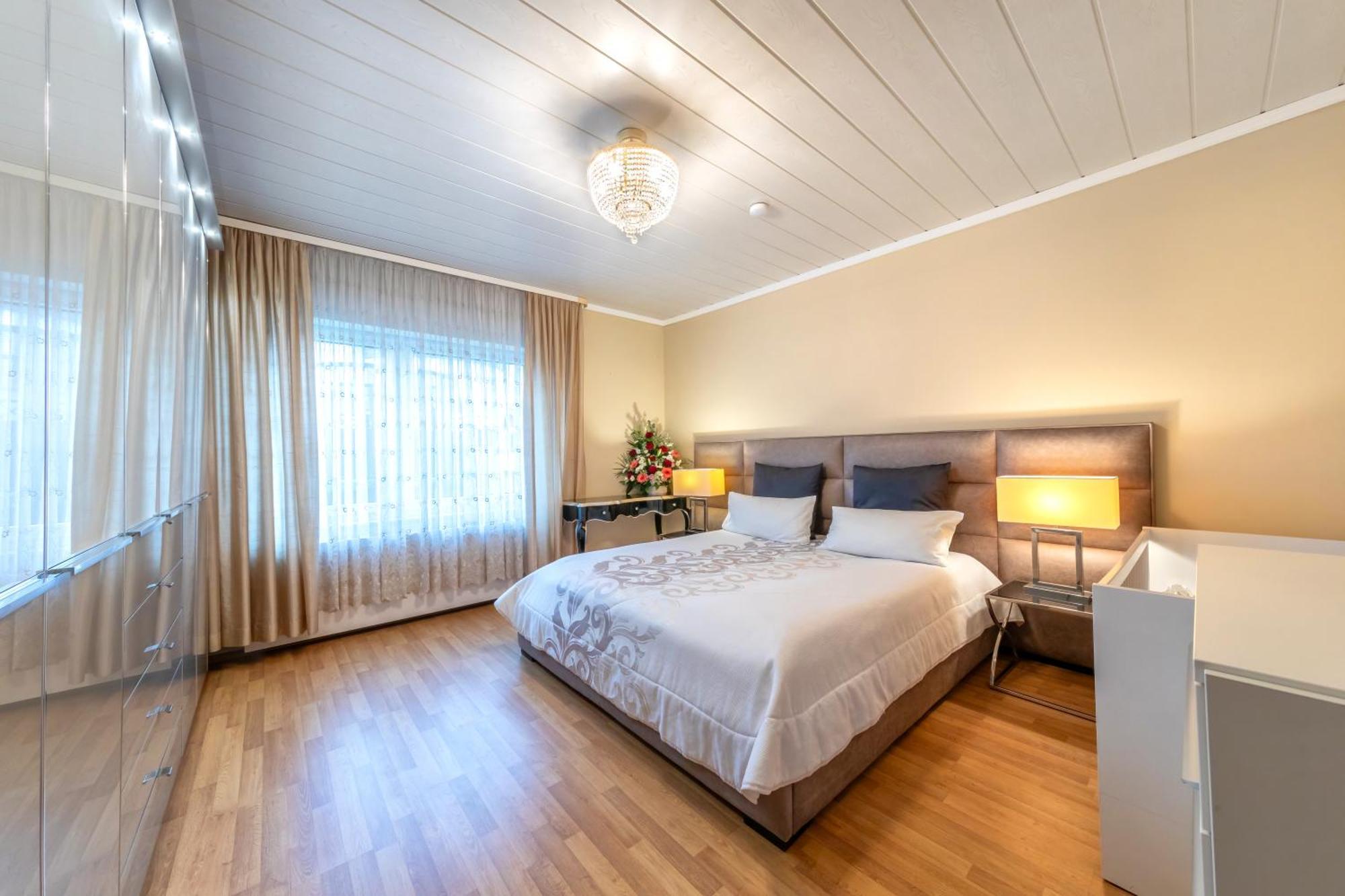 Pmc Business Apartments Рюссельсгайм Екстер'єр фото