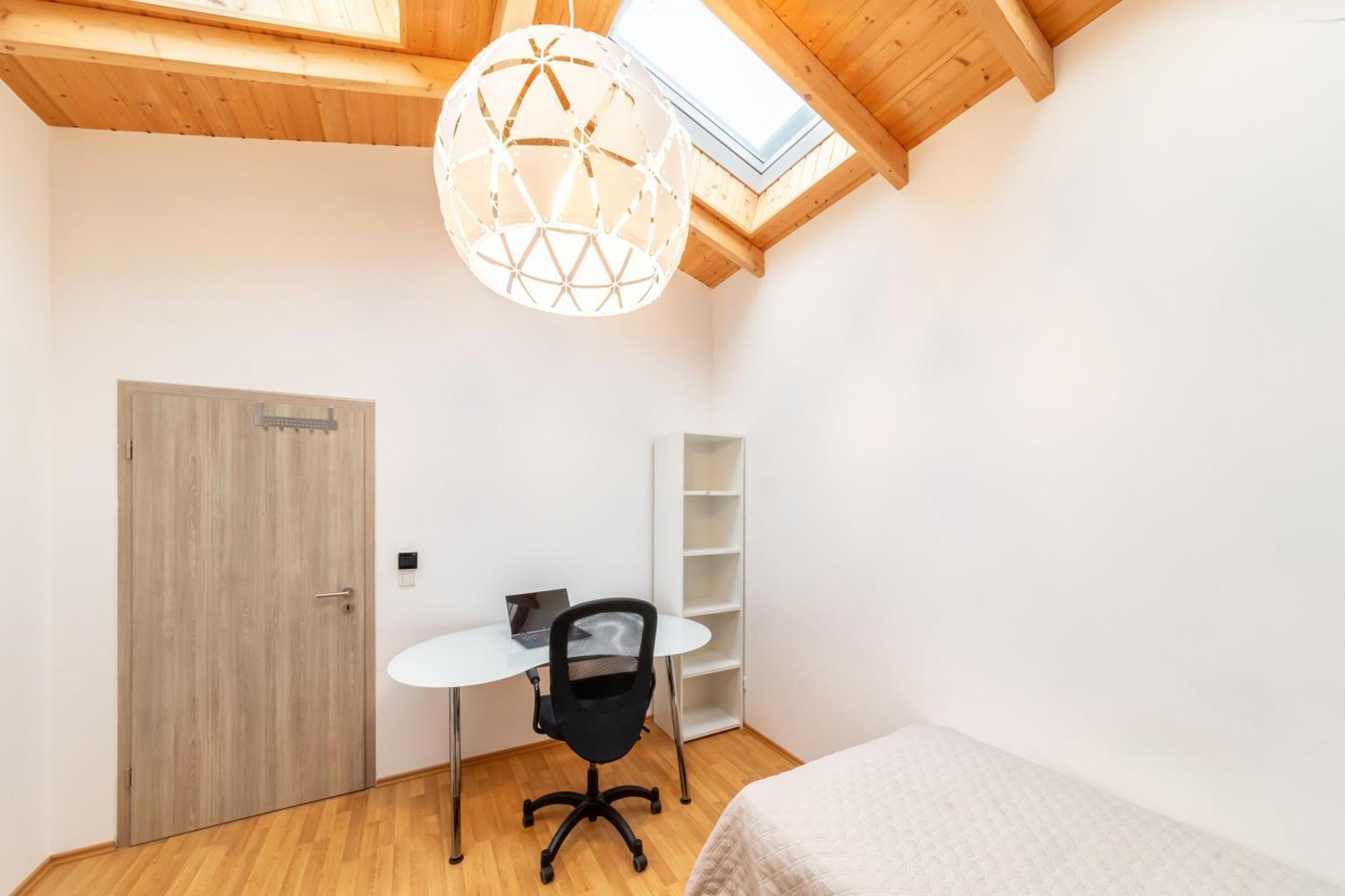 Pmc Business Apartments Рюссельсгайм Екстер'єр фото