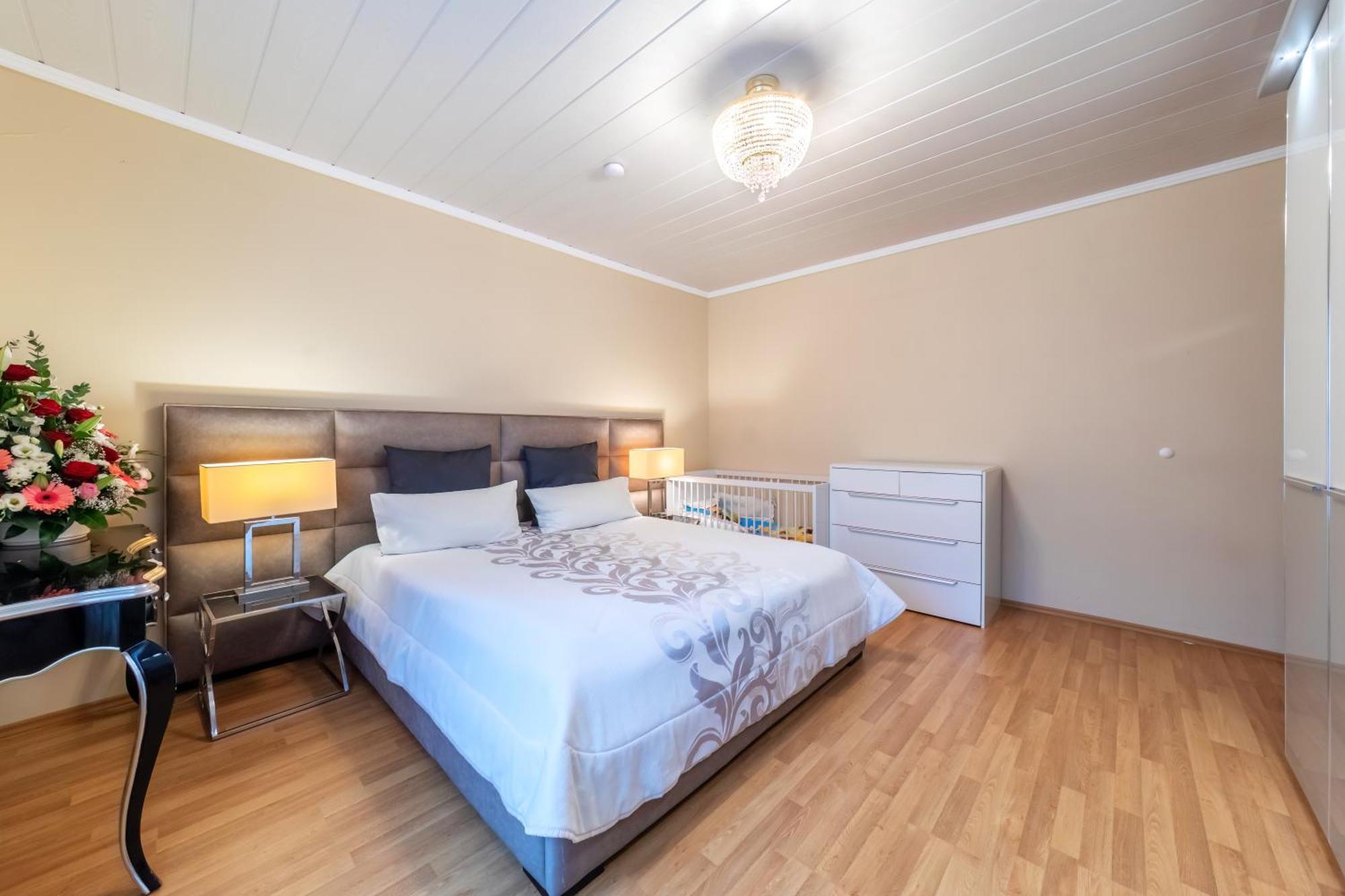 Pmc Business Apartments Рюссельсгайм Екстер'єр фото