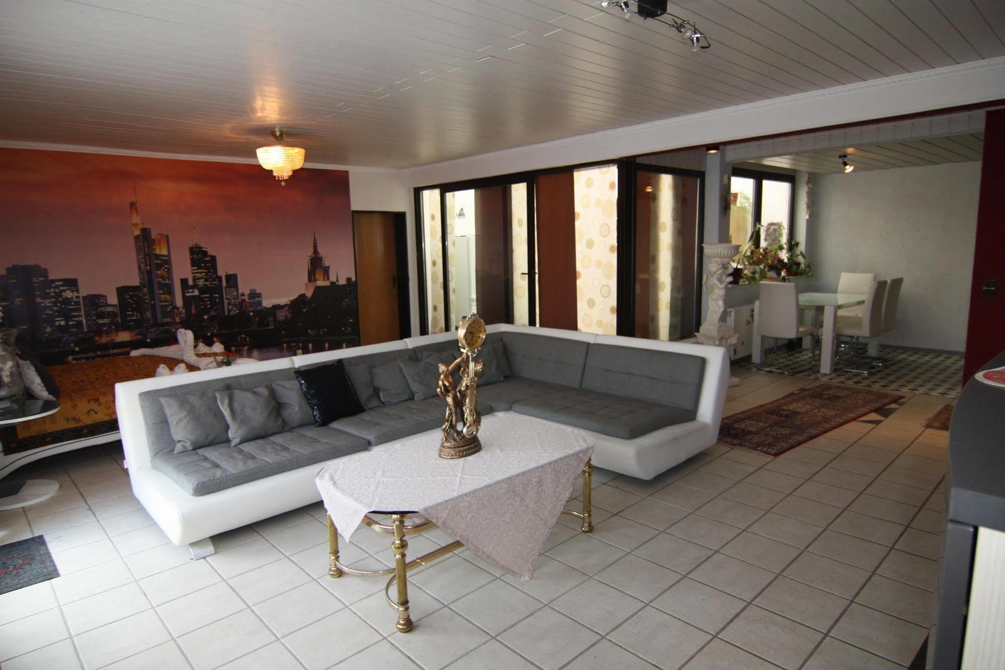Pmc Business Apartments Рюссельсгайм Екстер'єр фото