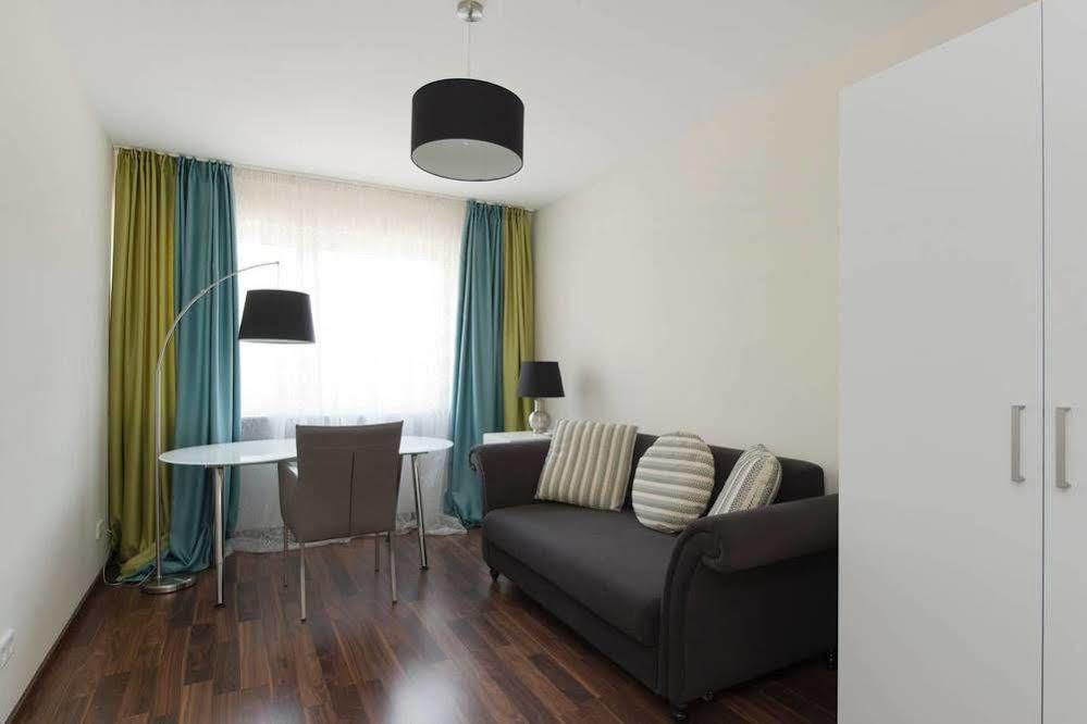Pmc Business Apartments Рюссельсгайм Екстер'єр фото